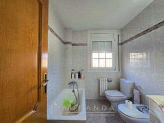 Casa adosada en venta en Canovelles