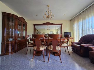 Casa adosada en venta en Canovelles