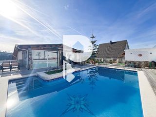 Chalet en venta en Vallirana