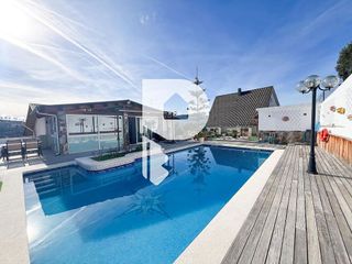 Chalet en venta en Vallirana