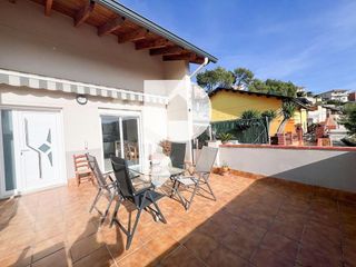 Chalet en venta en Vallirana