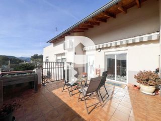 Chalet en venta en Vallirana