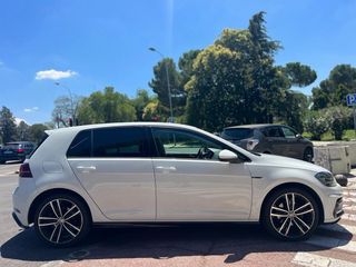 Volkswagen Golf R-Line 7.5 del año  2019