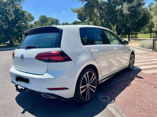 Volkswagen Golf R-Line 7.5 del año  2019
