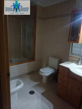 Piso en venta en Santa Cruz - Industria - Polígono Campollano en Albacete