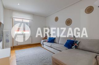 Piso en venta en Miracruz - Bidebieta en San Sebastián-Donostia
