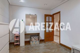 Piso en venta en Miracruz - Bidebieta en San Sebastián-Donostia