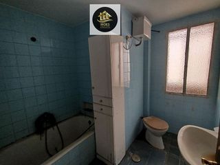 Piso en venta en Linares