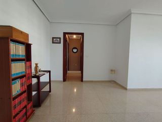 Piso en venta en Molino de la Vega en Huelva