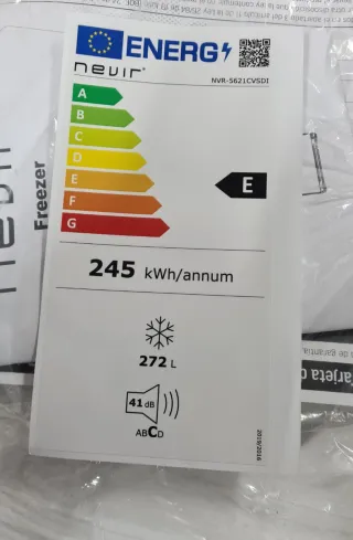 Congelador Vertical Nevir Inox