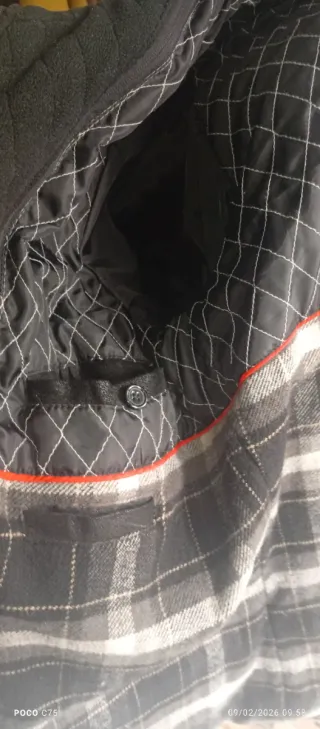 Chaqueta de hombre negra