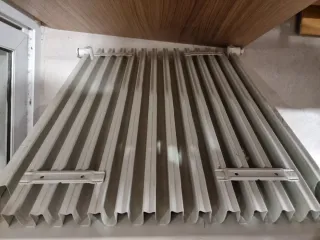 2 radiadores de agua blanco.