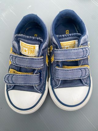 Zapatillas para niña, 10 pares. T.17-22