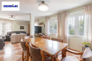 Chalet en venta en Otura