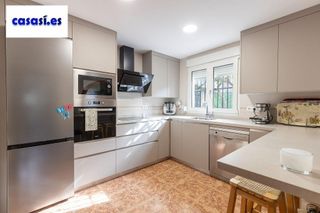 Chalet en venta en Otura