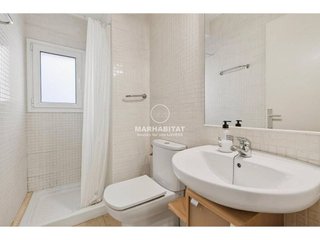 Casa adosada en venta en Escala, L´