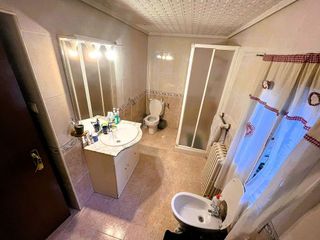 Chalet en venta en Utebo