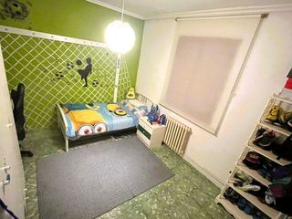 Chalet en venta en Utebo