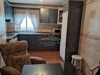 Casa adosada en venta en Lucena