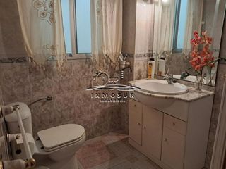 Casa adosada en venta en Lucena