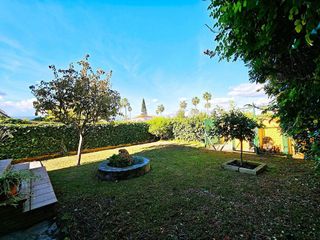 Casa pareada en venta en La Granja-La Colina-Los Pastores en Algeciras