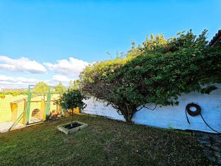 Casa pareada en venta en La Granja-La Colina-Los Pastores en Algeciras