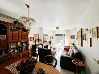 Casa pareada en venta en La Granja-La Colina-Los Pastores en Algeciras