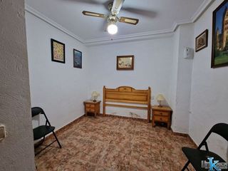 Casa adosada en venta en Linares