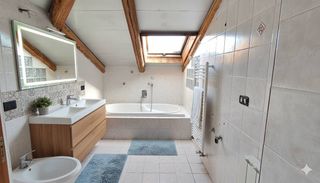 mansarda di 94mq ai pianesi di cava de' tirreni