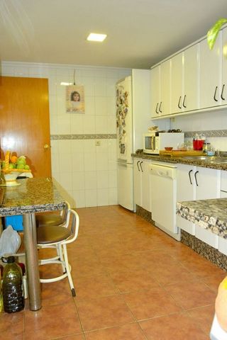 Casa en venta en Parque Alcosa - Jardines del Edén en Sevilla