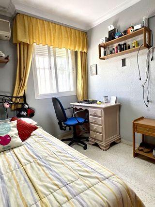 Casa en venta en Parque Alcosa - Jardines del Edén en Sevilla