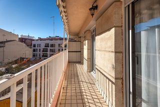 Piso en venta en Cementiri Vell en Terrassa