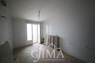 Casa adosada en venta en Tomelloso