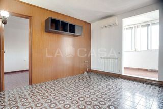 Piso en venta en Les Planes en Hospitalet de Llobregat, L´