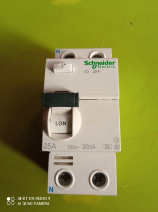 Interruptor Diferencial Schneider 25A 30mA 2P SI