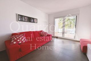 Piso en venta en Les Marines/Las Marinas en Dénia