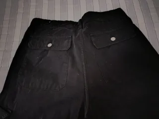 Pantalón ancho cargo negro mujer