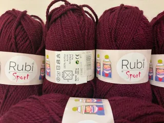 5 madejas lana Rubi Sport granate