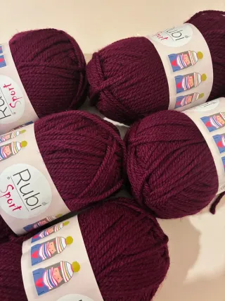 5 madejas lana Rubi Sport granate