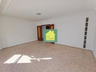 Piso en venta en Franciscanos en Albacete