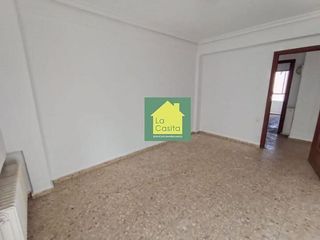 Piso en venta en Franciscanos en Albacete