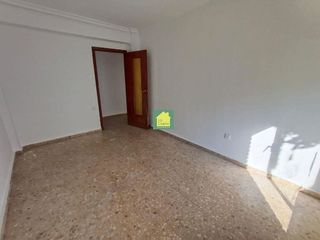 Piso en venta en Franciscanos en Albacete