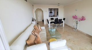 Piso en venta en Calahonda en Mijas