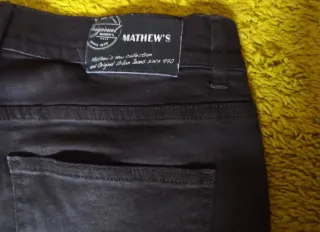 Pantalón vaquero negro