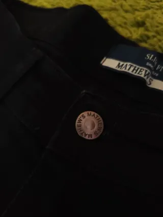 Pantalón vaquero negro