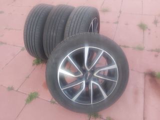 Llantas y neumáticos coche