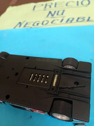 Scalextric Peugeot 908