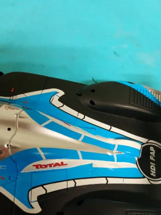 Scalextric Peugeot 908