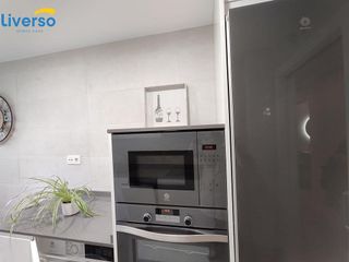 Piso en alquiler en Plaza España - Villa Pilar - Reyes Católicos - Vadillos en Burgos