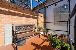 Casa adosada en venta en San Francisco Javier en Granada